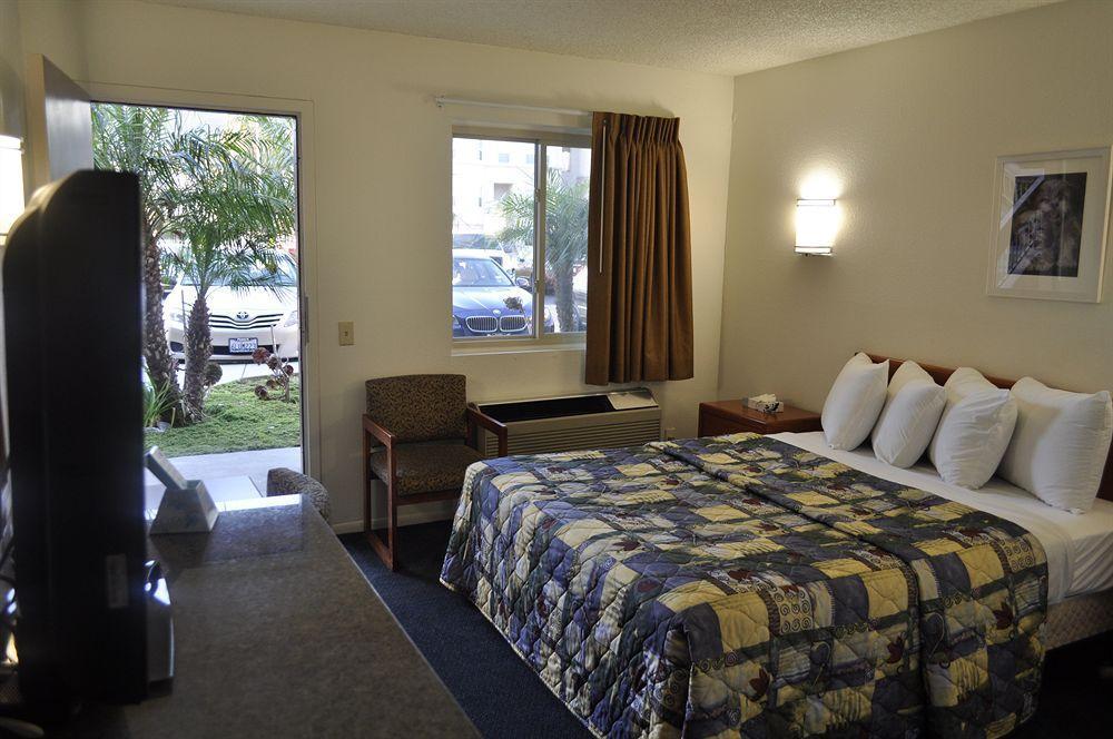 Pacific Inn Motel Ventura Exterior photo